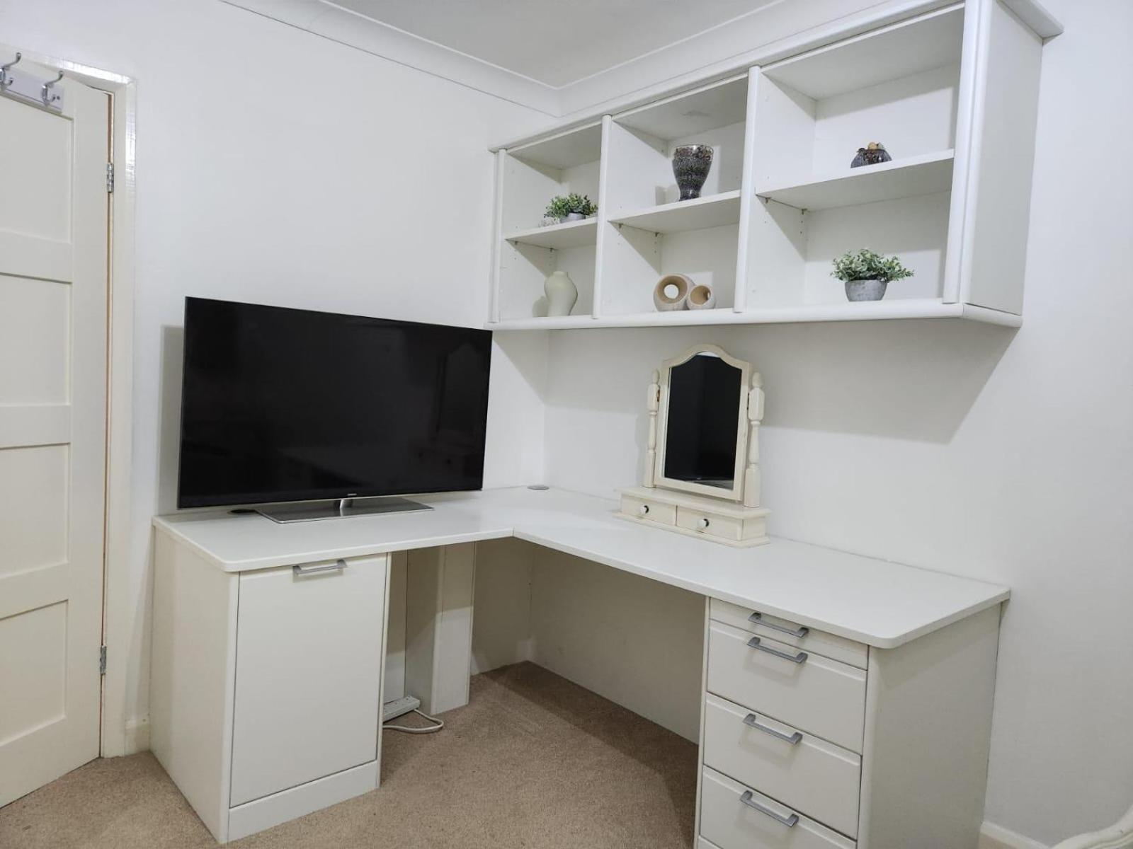 D Elmdon Homestay Shared 4 Bedrooms Бирмингем Экстерьер фото